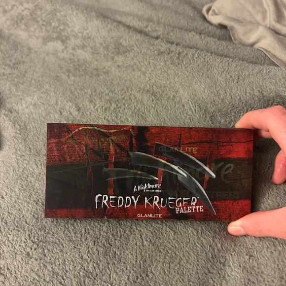 Glamlite A Nightmare on Elm Street Palette - Picture 3 of 5